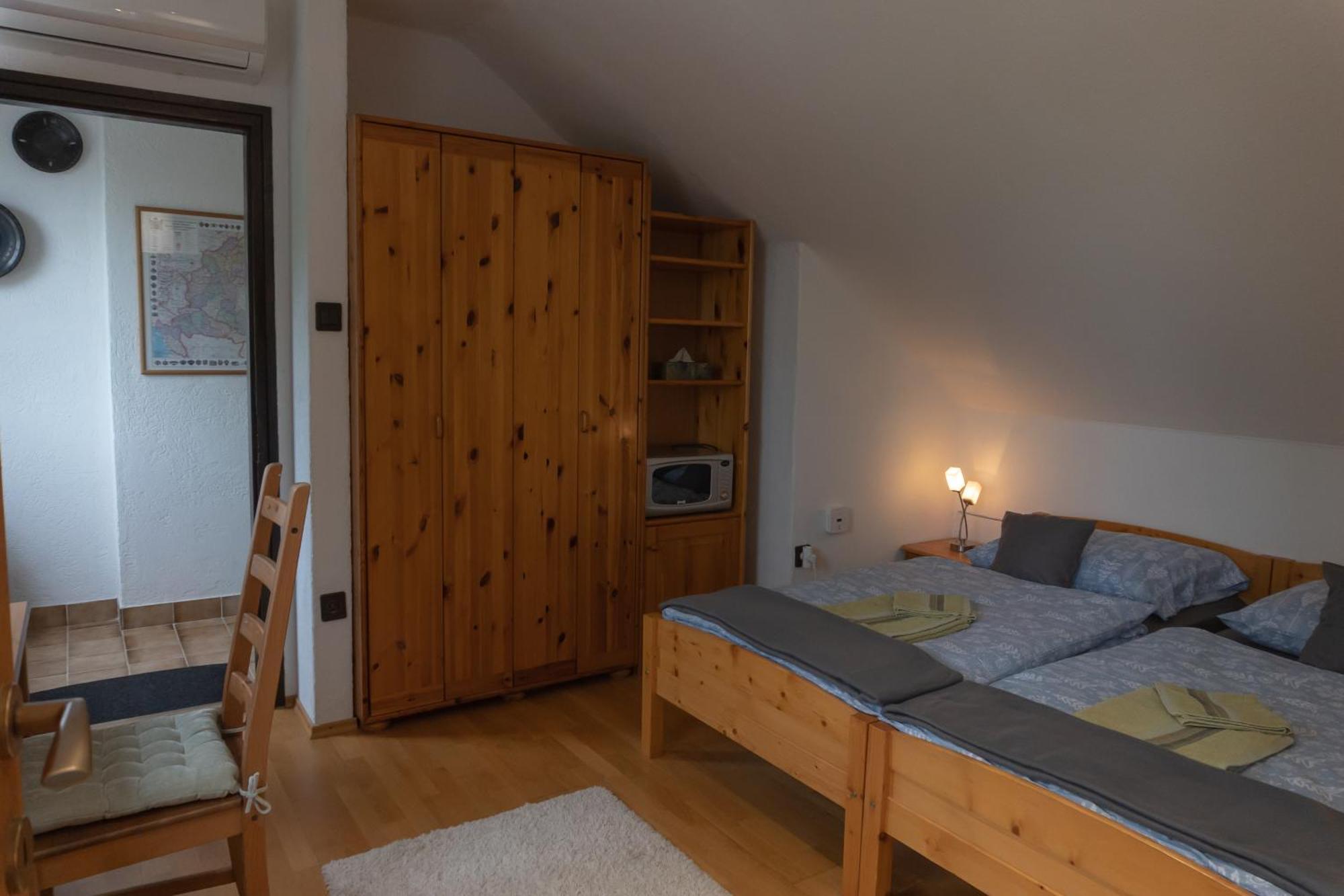 Rent A Scooter Vendeghaz Daire Zamárdi Dış mekan fotoğraf